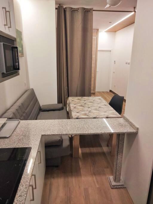 Loft La Calahorra Del Bere Con Posibilidad De Aparcamiento Pregunta Por El Pack Mas Amor Cordoba Exterior photo